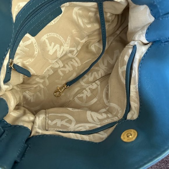 Michael Kors Handbag - Picture 6 of 14